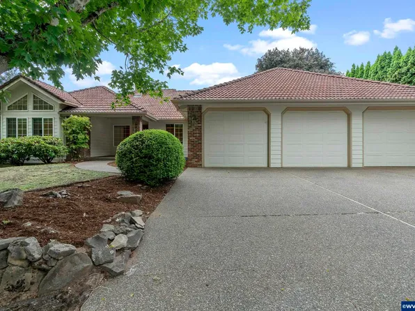 5291 Woodscape Dr SE, Salem, OR 97306