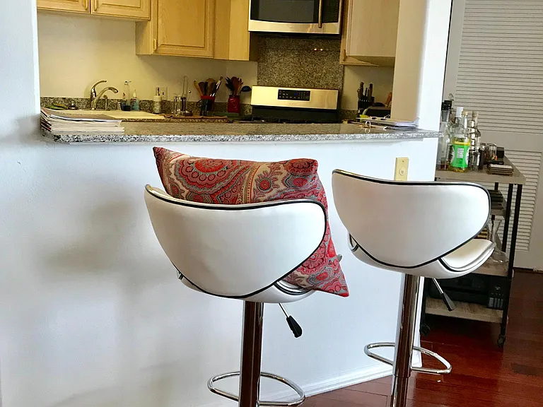 8349 Blackburn Ave #302 — Photo 303