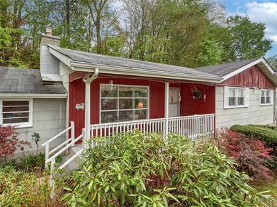 100 Lakeview Avenue, Valhalla, NY, 10595