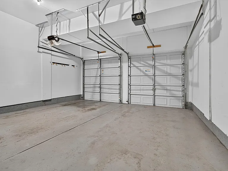 25670 S Village Dr — Photo 41