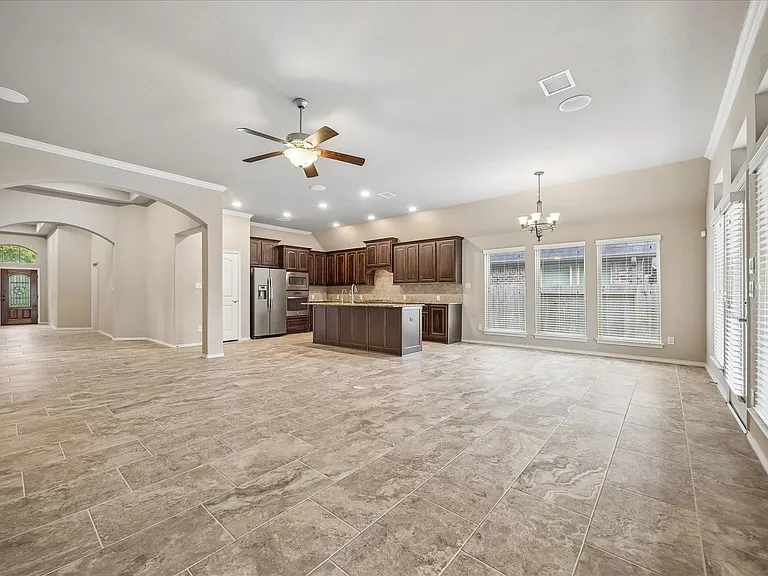 2919 Rivermist Ln — Photo 2