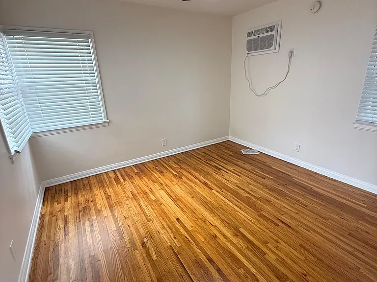 8686 W Olympic Blvd #3 — Photo 6