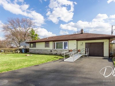 1503 Evergreen St, Holiday Hills, IL, 60051