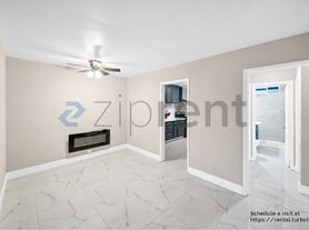 1434 S Sycamore St, Santa Ana, CA