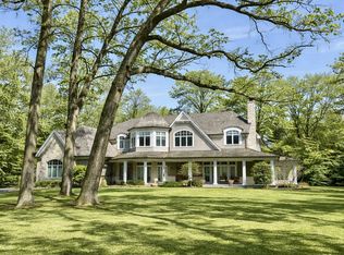 1300 Abington Cambs Dr, Lake Forest, IL 60045