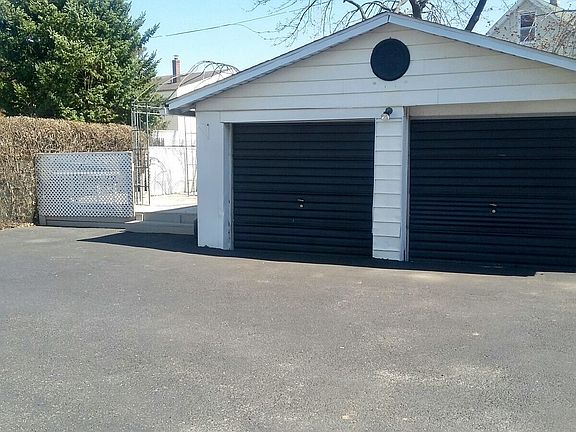 Garage- parking