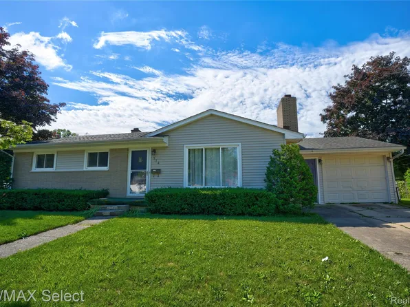 574 Poplar St, Clio, MI 48420