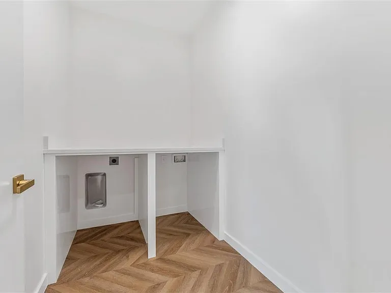 102 W Adalee St #4 — Photo 31