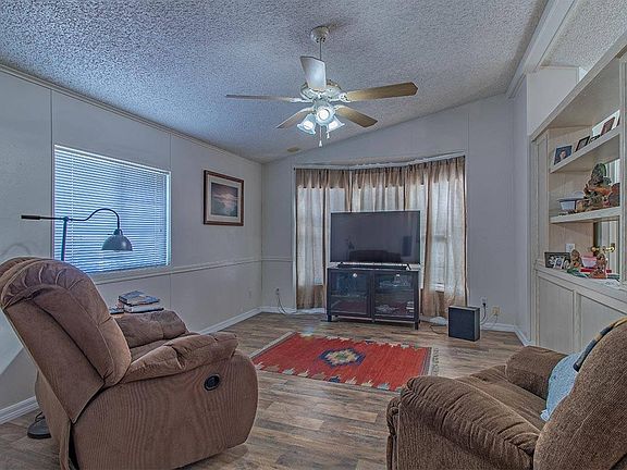 3rd image of 167 Vance Ct