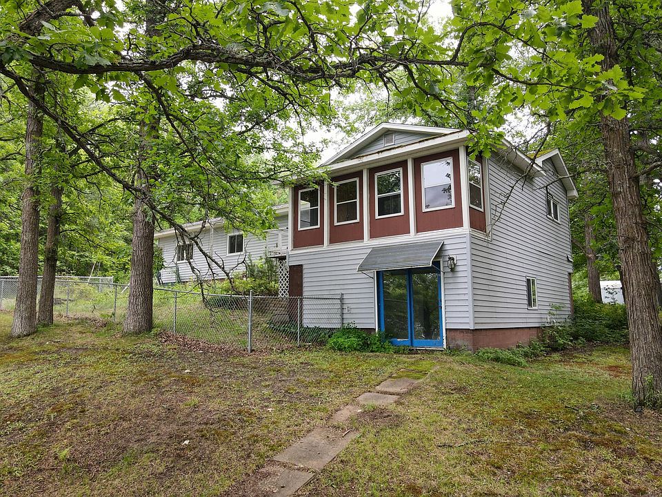 1st image of 20250 Bass Lake Rd