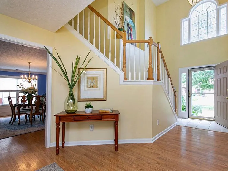 4211 Brownsboro Glen Rd — Photo 9