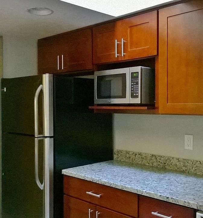 1st image of 7386 W Lake Sammamish Pkwy NE