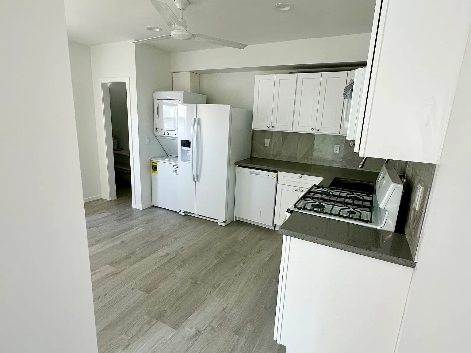 1 bed, 500 sqft, $2,650 — Photo 3