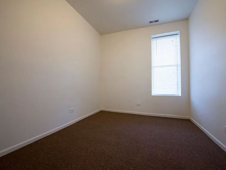 3454 W Lexington — Photo 5