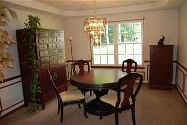 4th image of 9134 Crestline Dr