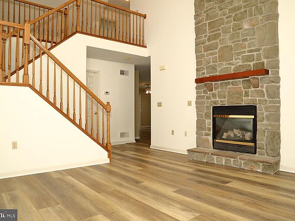 5th image of 4114 Green Park Dr