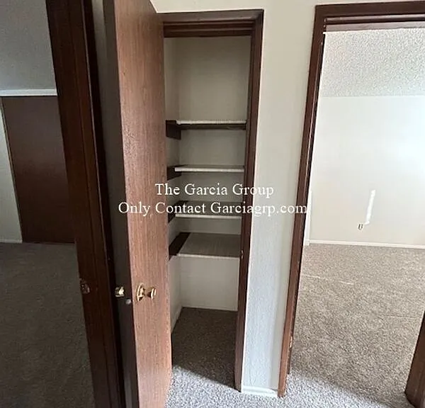 470 SE Vista Ave — Photo 10