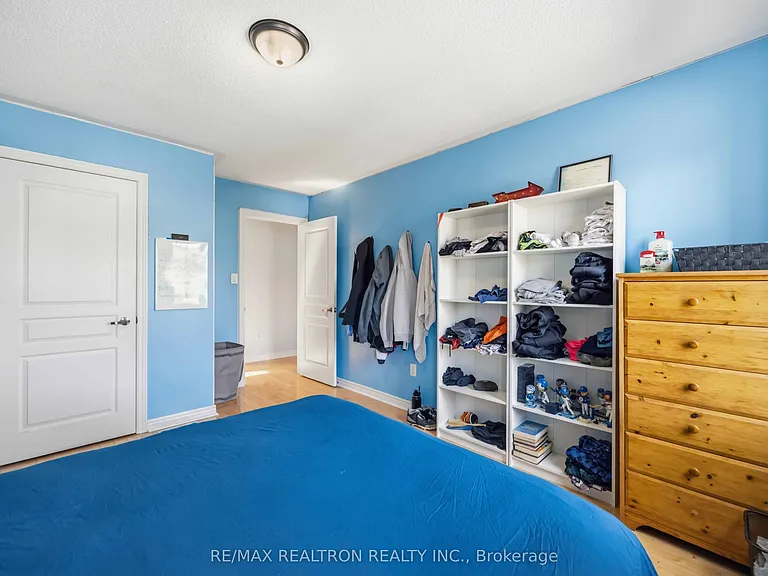 23 Amberty St — Photo 16