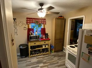 8215 Chesterfield Ave, Parma, OH