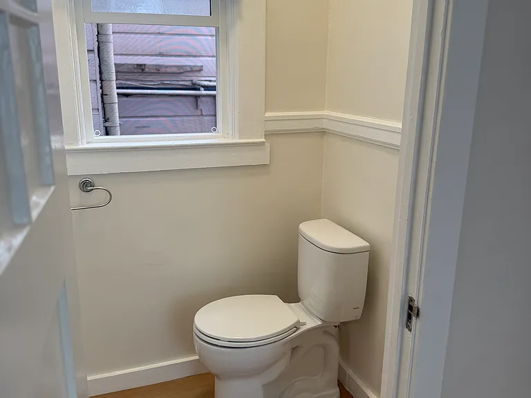 1871 Sacramento St #2 — Photo 19