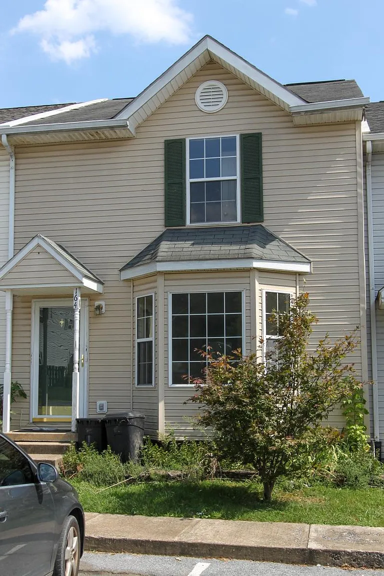 164 Stadium Cir photo 1