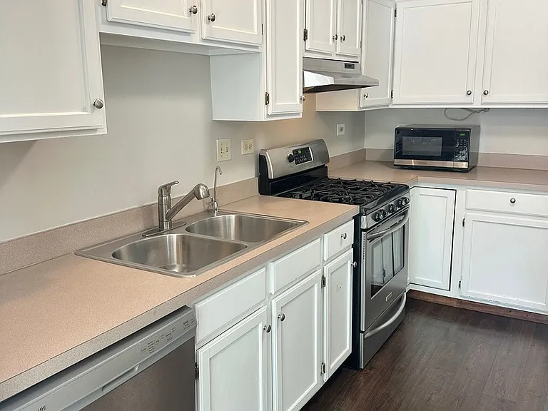 24 Cedar Grove Ct — Photo 6