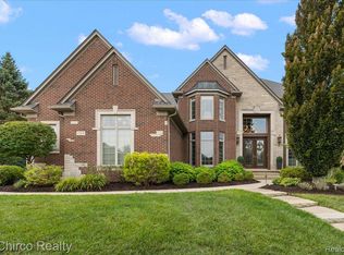 739 Majestic, Rochester Hills, MI 48306