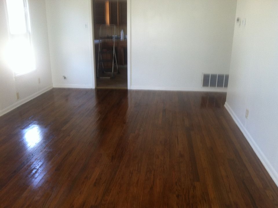 1st image of 1223 Division Ave