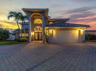 640 115th Ave, Treasure Island, FL 33706