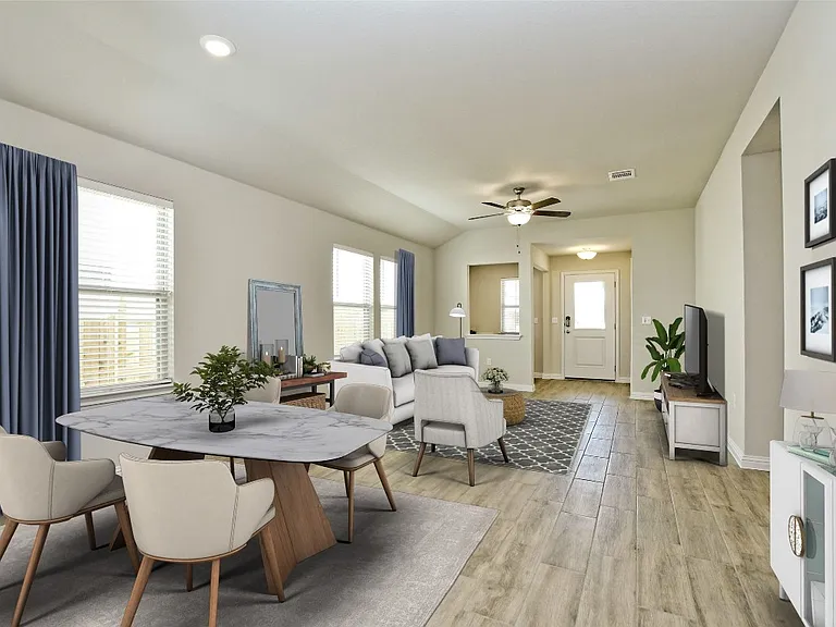 8205 Cottage Rose Dr — Photo 5