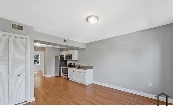 1st image of 433 Atlantic St SE