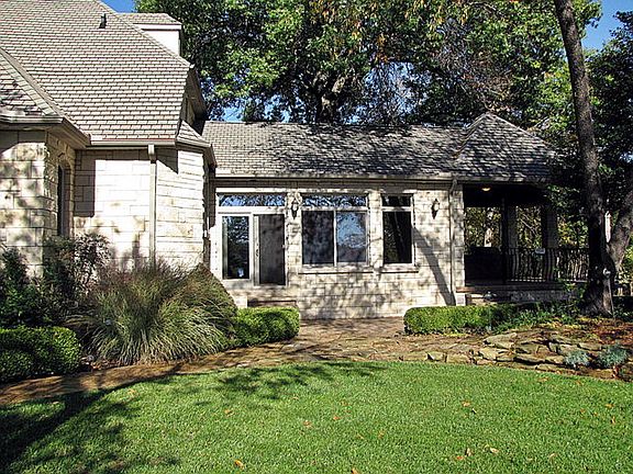 4th image of 605 Tanglewoods Dr