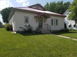 404 S Cedar Ave, Hartington, NE 68739