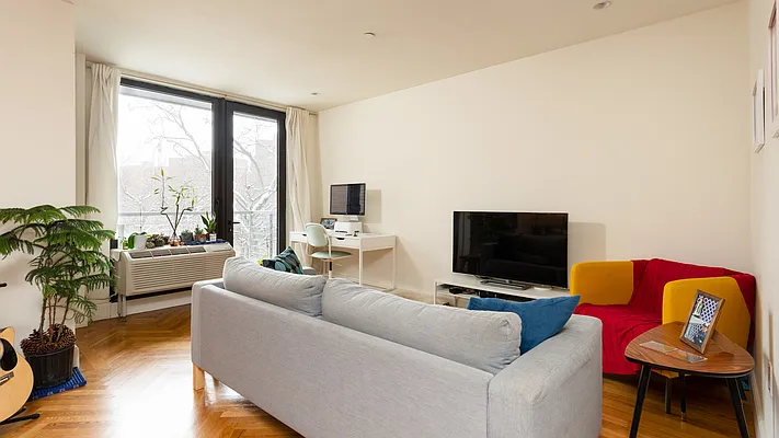 Rented by Nooklyn NYC LLC | media 68