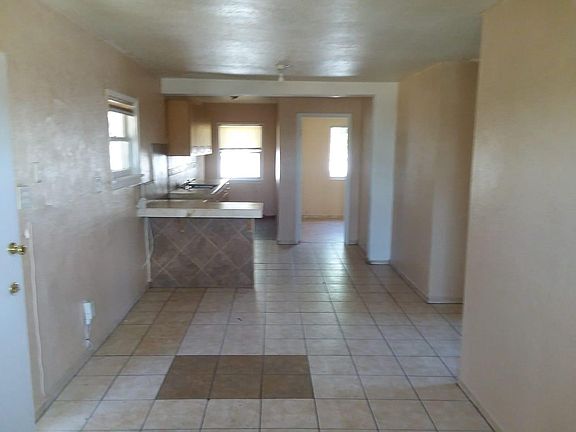 3rd image of 22268 Sherman Ave