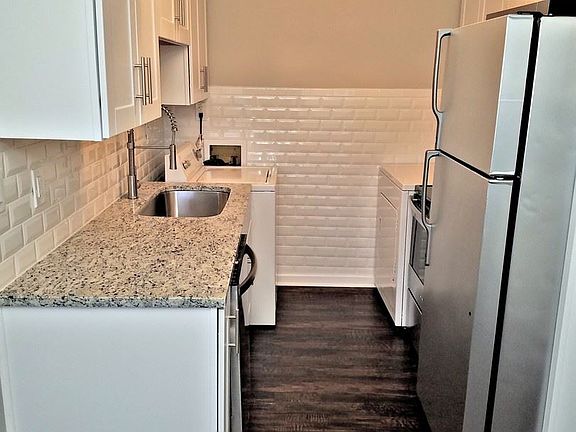 2nd image of 1401 Ascent Trl NW APT B