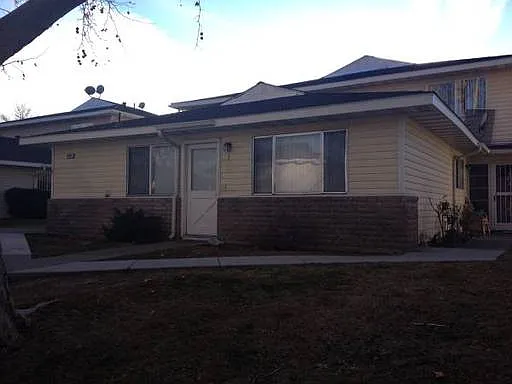 4981 Catalina Dr APT 1 photo 1