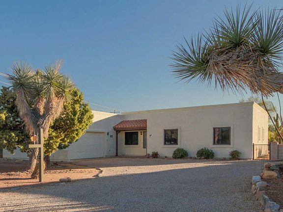 3rd image of 1221 W Paseo Famoso