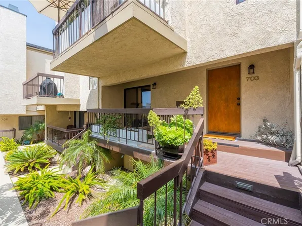 703 4th St #B, Hermosa Beach, CA 90254