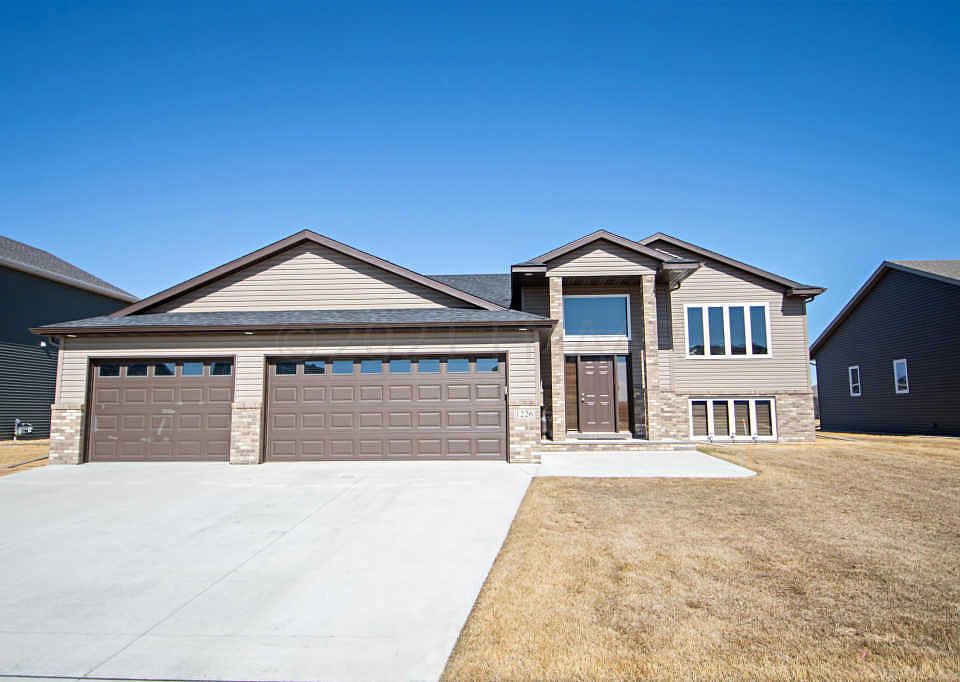 1st image of 1226 Legion Ln W