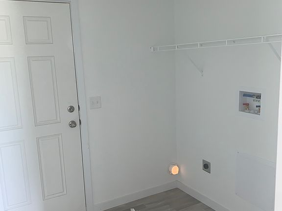 4th image of 47 Bluebird Hill Dr #411