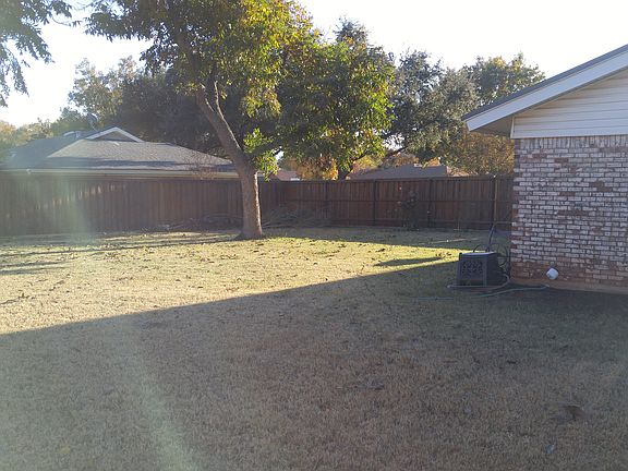4th image of 2801 McNiel Ave