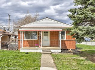 11115 Toepfer Rd, Warren, MI 48089