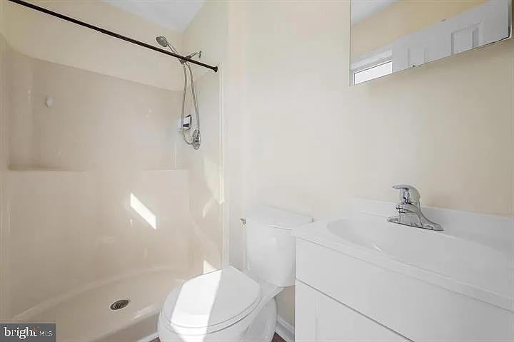 852 Morgan Pl — Photo 23