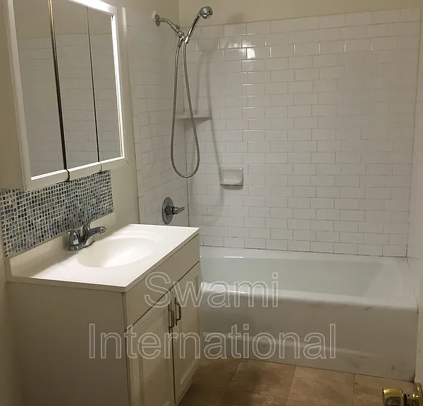 7716 S Figueroa St #4 — Photo 11