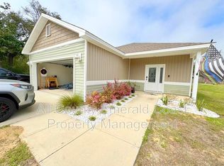 282 Magnolia St, Niceville, FL 32578