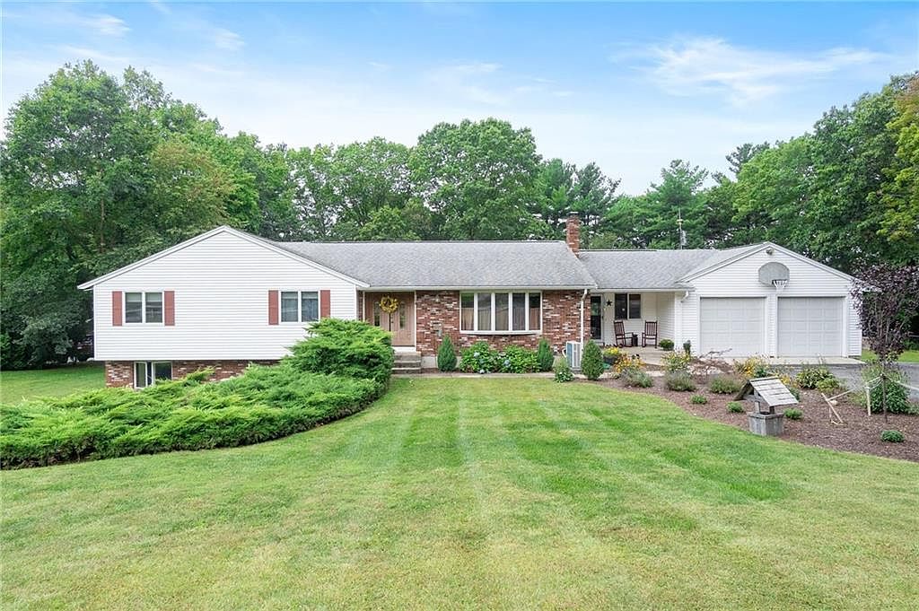 327 Black Plain Rd, North Smithfield, RI 02896 Zillow