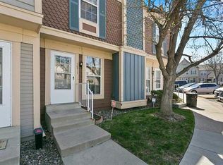 10517 W Dartmouth Ave, Lakewood, CO 80227