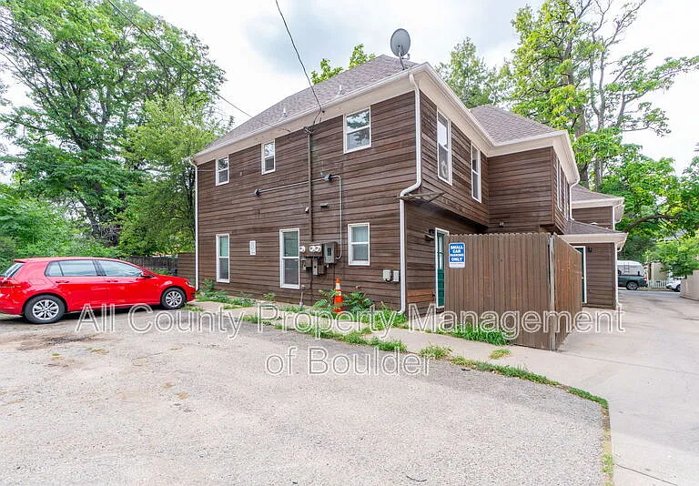 1817 Grove St #3 — Photo 17