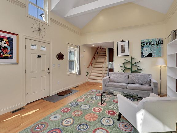 5th image of 58 Clifton St #58